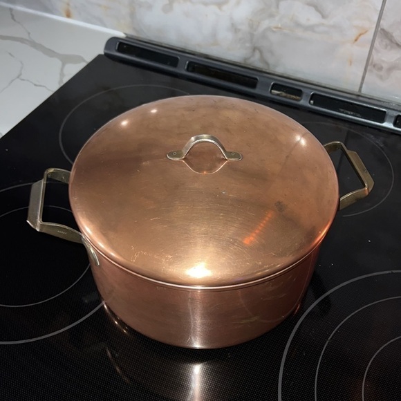 5Q Odi Portugal Round Copper Pot with Lid - Picture 2 of 8